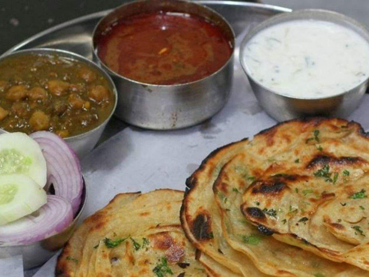 https://mdw-travel-data-us-east-1.s3.amazonaws.com/img/country/India/Kesar-Da-Dhaba/img_02.jpg