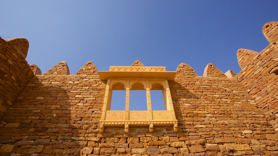 https://mdw-travel-data-us-east-1.s3.amazonaws.com/img/country/India/Khaba-Fort/img_01.jpg