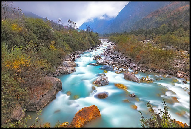 https://mdw-travel-data-us-east-1.s3.amazonaws.com/img/country/India/Lachung/img_01.jpg