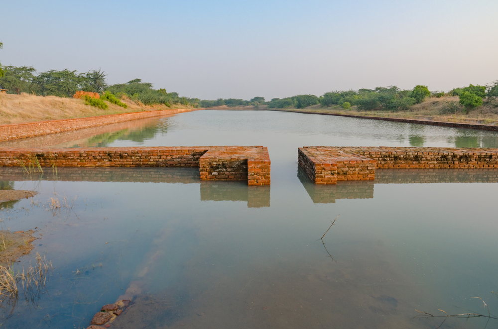 https://mdw-travel-data-us-east-1.s3.amazonaws.com/img/country/India/Lothal/img_02.jpg