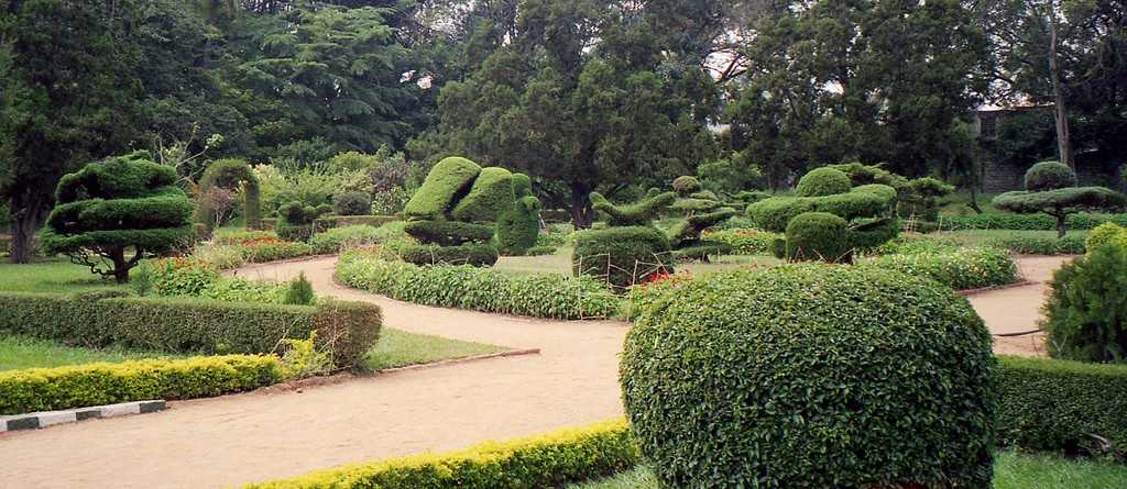https://mdw-travel-data-us-east-1.s3.amazonaws.com/img/country/India/Lumbini-Gardens/img_02.jpg