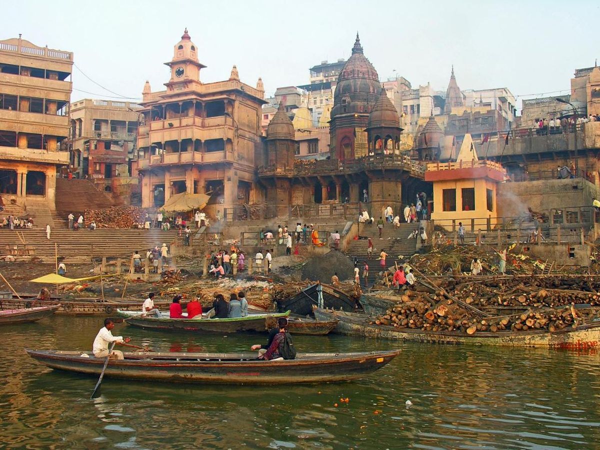 https://mdw-travel-data-us-east-1.s3.amazonaws.com/img/country/India/Manikarnika-Ghat/img_01.jpg