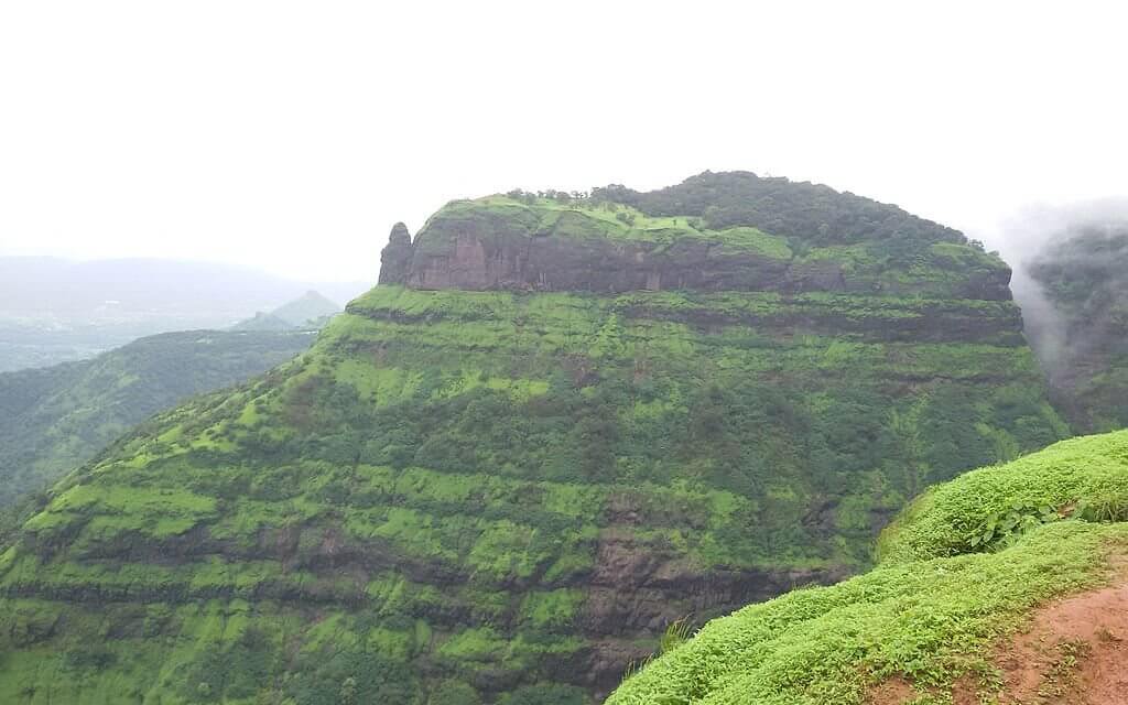 https://mdw-travel-data-us-east-1.s3.amazonaws.com/img/country/India/Matheran-Hill-Station/img_02.jpg