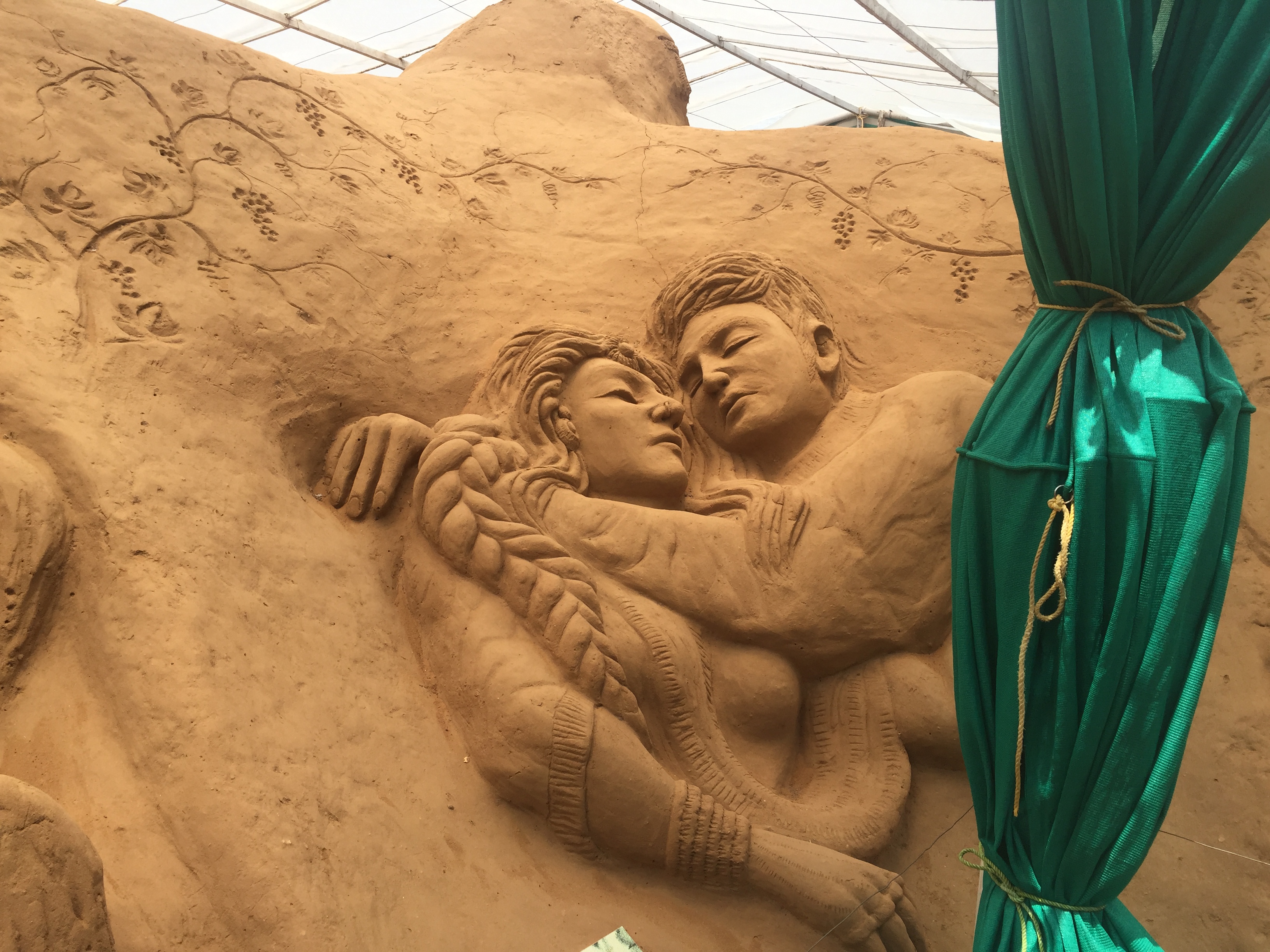 https://mdw-travel-data-us-east-1.s3.amazonaws.com/img/country/India/Mysore-Sand-Sculpture-Museum/img_02.jpg
