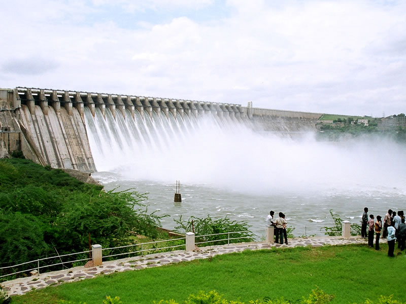 https://mdw-travel-data-us-east-1.s3.amazonaws.com/img/country/India/Nagarjuna-Sagar-Dam/img_03.jpg
