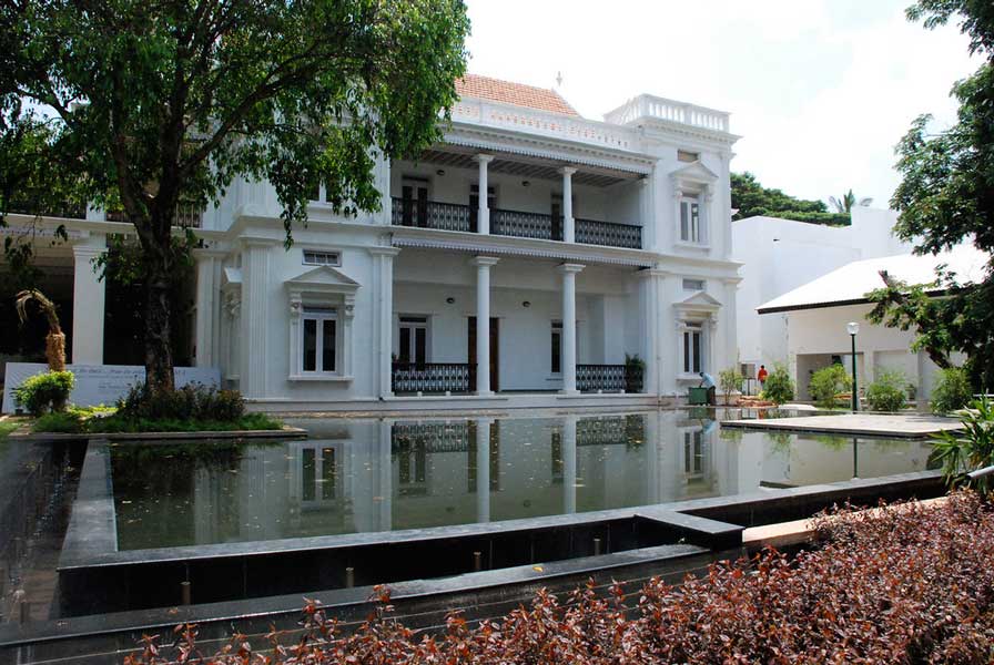 https://mdw-travel-data-us-east-1.s3.amazonaws.com/img/country/India/National-Gallery-of-Modern-Art-Bangalore/img_02.jpg