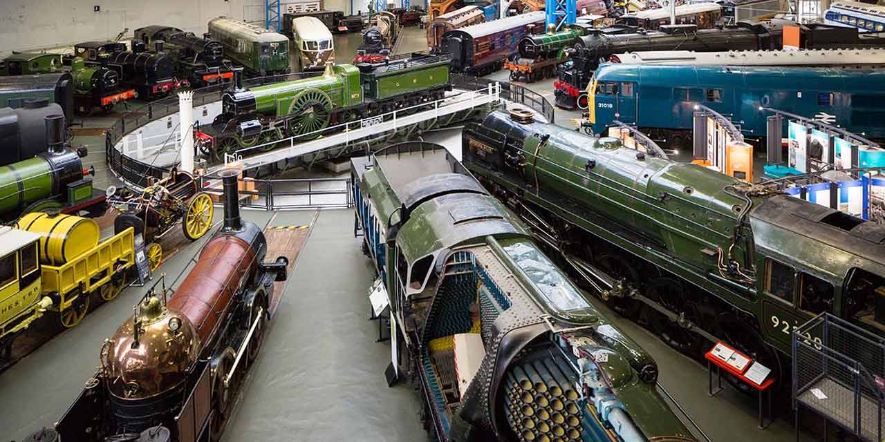 https://mdw-travel-data-us-east-1.s3.amazonaws.com/img/country/India/National-Rail-Museum/img_01.jpg