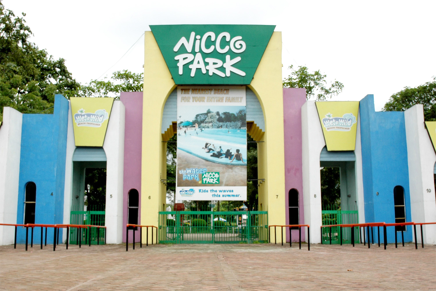 https://mdw-travel-data-us-east-1.s3.amazonaws.com/img/country/India/Nicco-Park/img_02.jpg