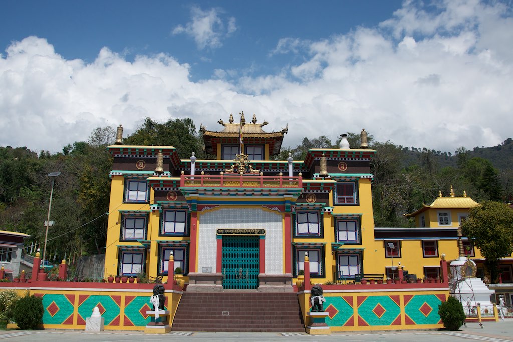 https://mdw-travel-data-us-east-1.s3.amazonaws.com/img/country/India/Palampur/img_03.jpg