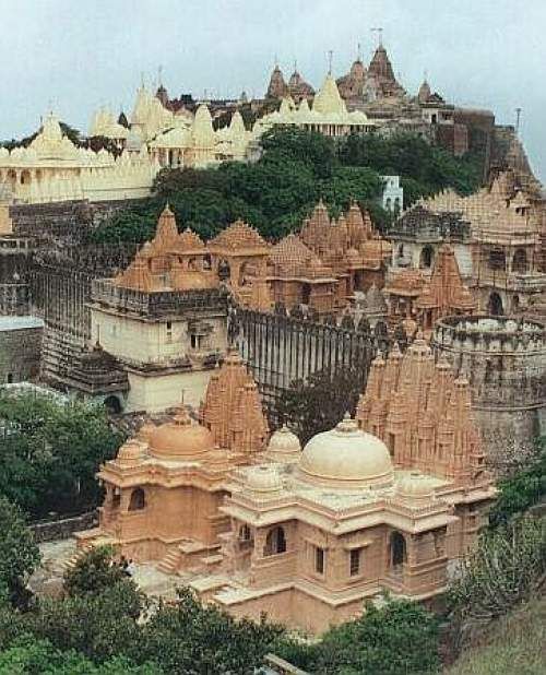 https://mdw-travel-data-us-east-1.s3.amazonaws.com/img/country/India/Palitana-Jain-Temples/img_02.jpg