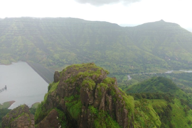https://mdw-travel-data-us-east-1.s3.amazonaws.com/img/country/India/Panchgani/img_03.jpg
