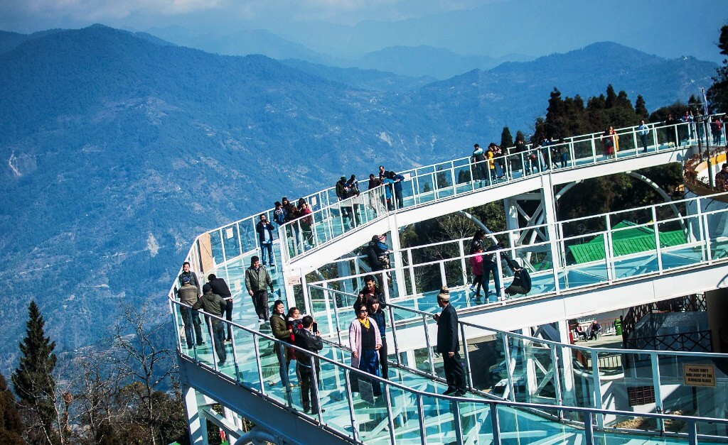 https://mdw-travel-data-us-east-1.s3.amazonaws.com/img/country/India/Pelling/img_02.jpg