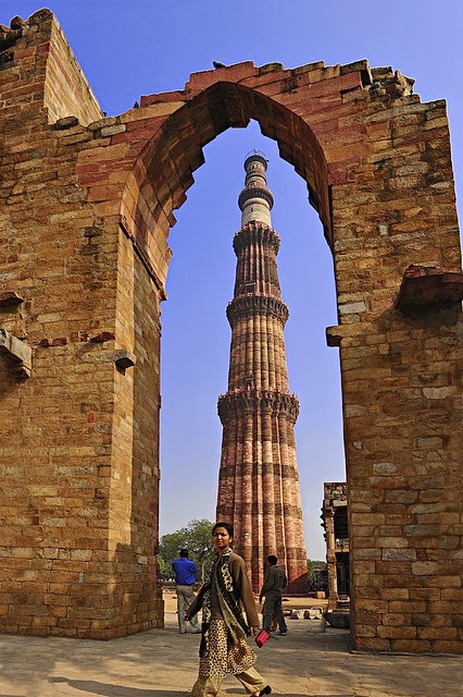 https://mdw-travel-data-us-east-1.s3.amazonaws.com/img/country/India/Qutub-Minar/img_02.jpg