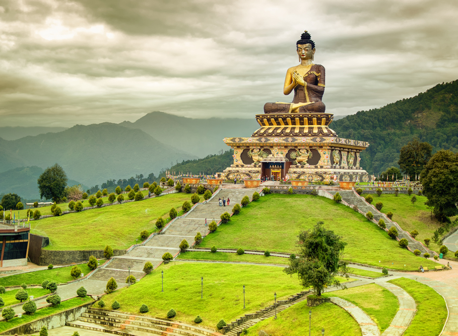 https://mdw-travel-data-us-east-1.s3.amazonaws.com/img/country/India/Ravangla/img_01.jpg