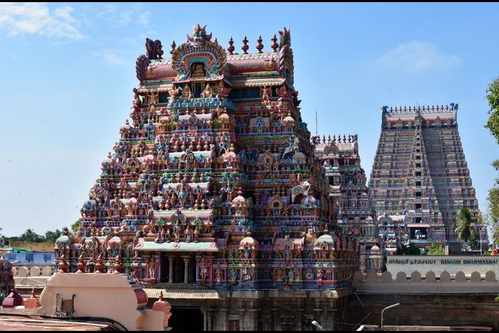 https://mdw-travel-data-us-east-1.s3.amazonaws.com/img/country/India/Samsing/img_02.jpg