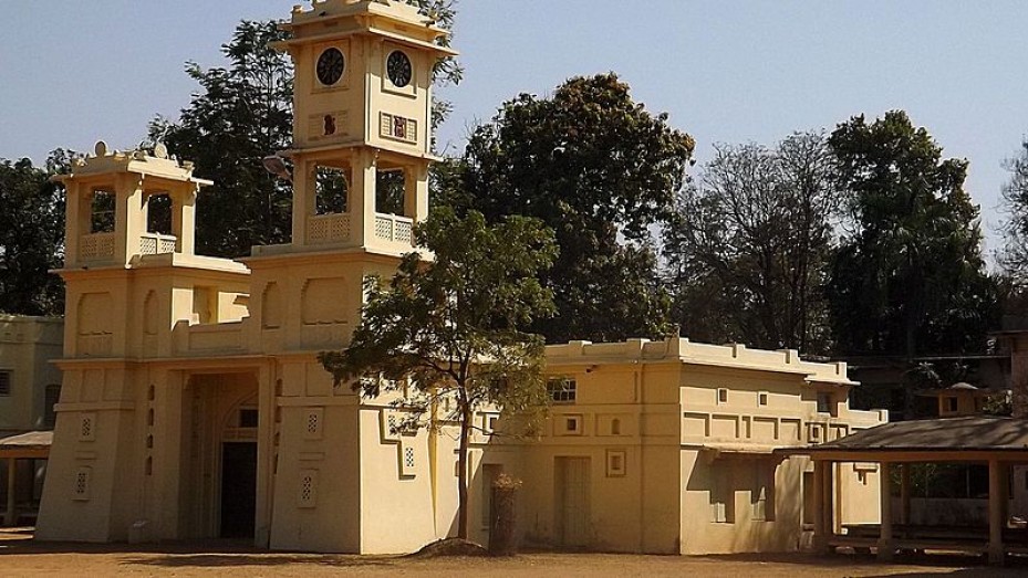 https://mdw-travel-data-us-east-1.s3.amazonaws.com/img/country/India/Santiniketan/img_01.jpg
