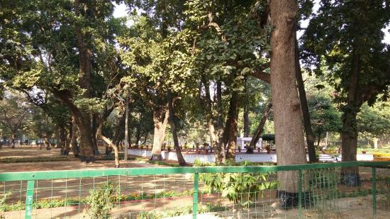 https://mdw-travel-data-us-east-1.s3.amazonaws.com/img/country/India/Santiniketan/img_03.jpg