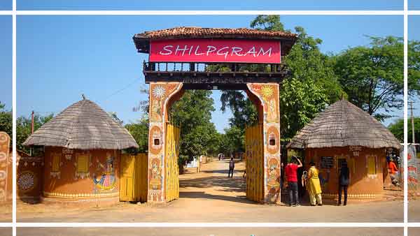 https://mdw-travel-data-us-east-1.s3.amazonaws.com/img/country/India/Shilpgram/img_02.jpg