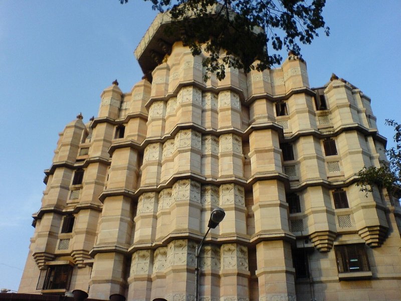https://mdw-travel-data-us-east-1.s3.amazonaws.com/img/country/India/Siddhivinayak-Temple/img_01.jpg