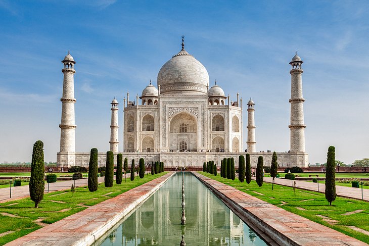 https://mdw-travel-data-us-east-1.s3.amazonaws.com/img/country/India/Summer-Hill/img_01.jpg