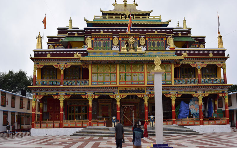 https://mdw-travel-data-us-east-1.s3.amazonaws.com/img/country/India/Thakurbari-Temple/img_00.jpg