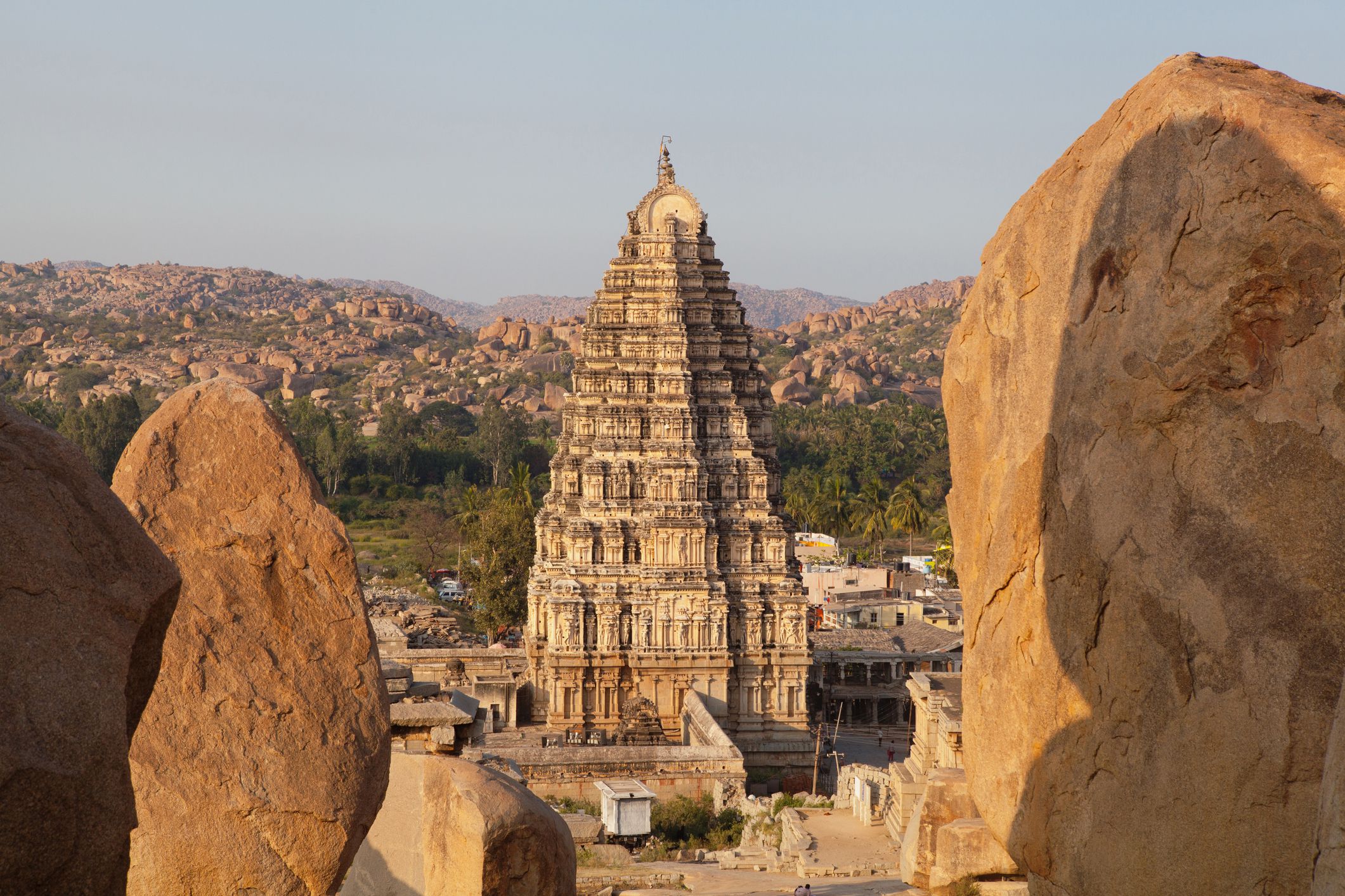 https://mdw-travel-data-us-east-1.s3.amazonaws.com/img/country/India/The-Ridge/img_01.jpg