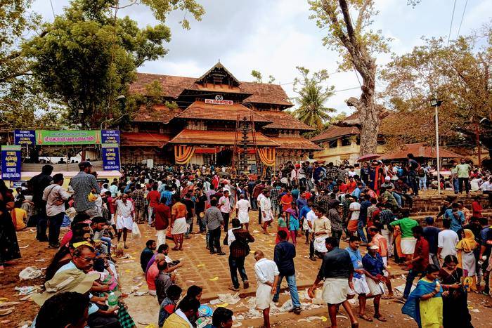 https://mdw-travel-data-us-east-1.s3.amazonaws.com/img/country/India/Thrissur/img_03.jpg