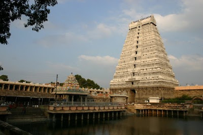 https://mdw-travel-data-us-east-1.s3.amazonaws.com/img/country/India/Tiruvannamalai-Arunachalesvara-Temple/img_02.jpg