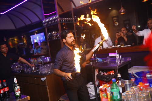 https://mdw-travel-data-us-east-1.s3.amazonaws.com/img/country/India/Titos-Nightclub/img_02.jpg