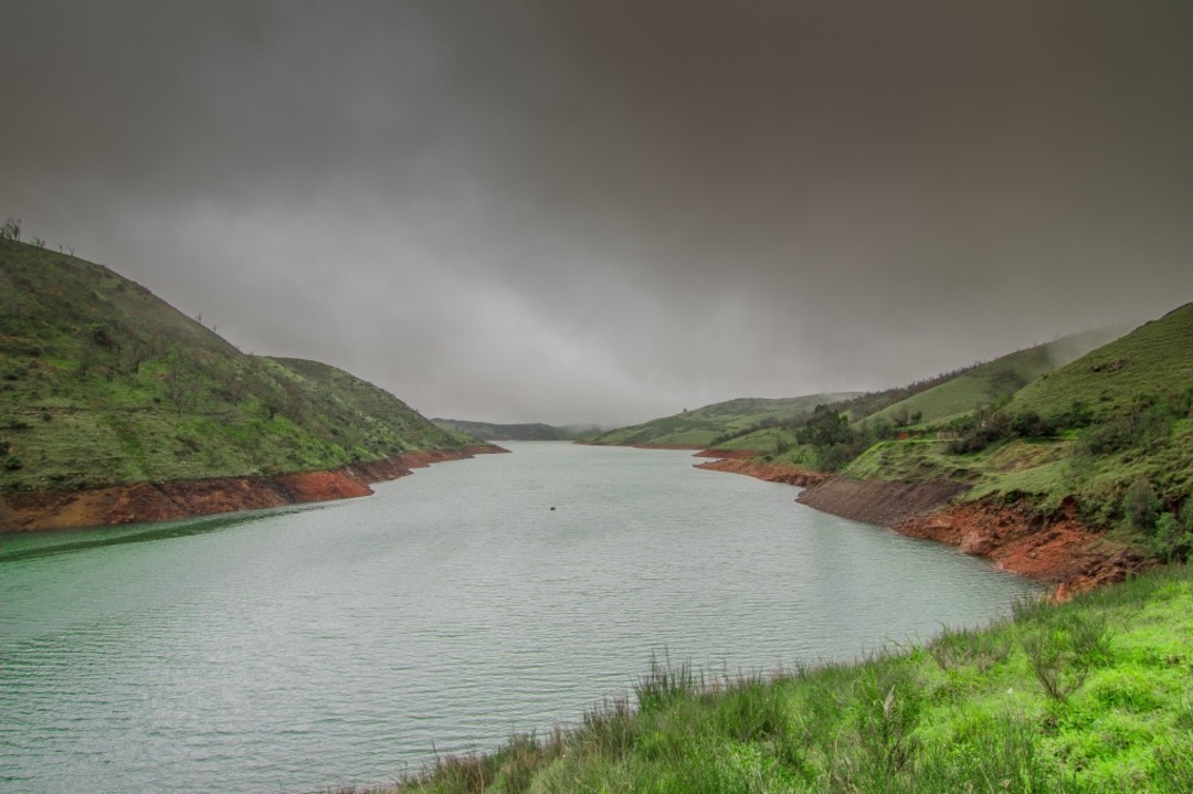 https://mdw-travel-data-us-east-1.s3.amazonaws.com/img/country/India/Upper-Bhavani-Lake/img_02.jpg