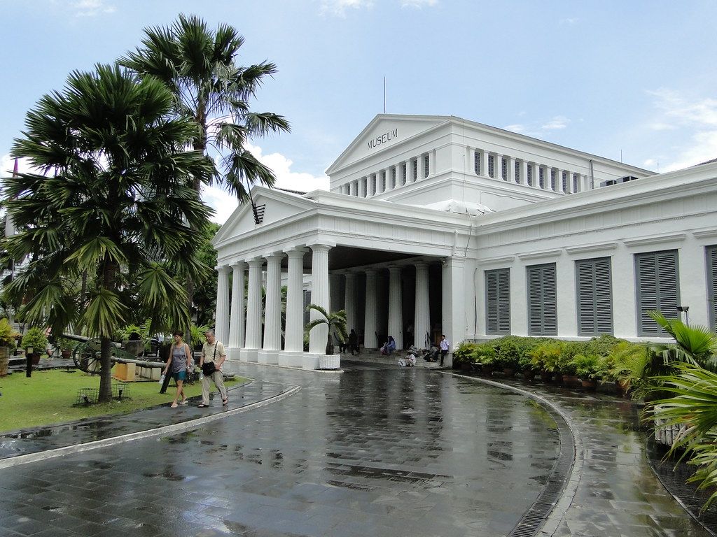 https://mdw-travel-data-us-east-1.s3.amazonaws.com/img/country/Indonesia/Andalas-National-Museum/img_01.jpg