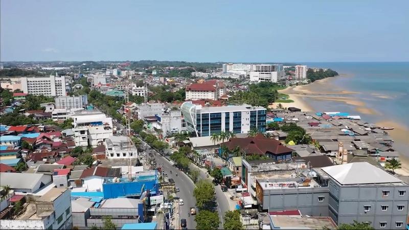 https://mdw-travel-data-us-east-1.s3.amazonaws.com/img/country/Indonesia/Balikpapan-Oceans-Park/img_03.jpg