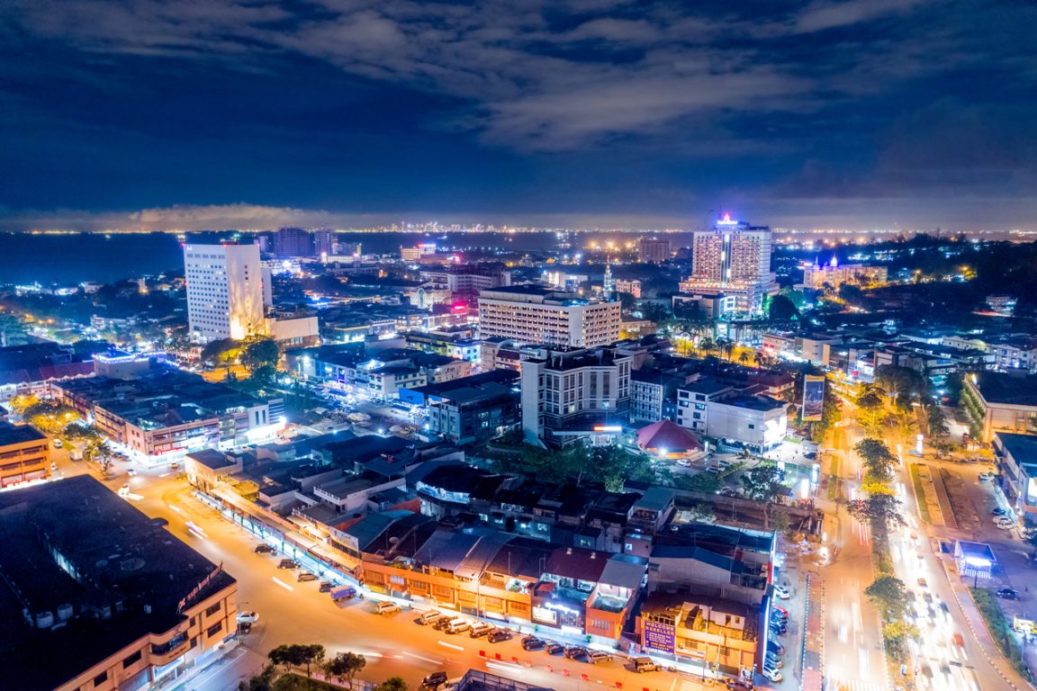 https://mdw-travel-data-us-east-1.s3.amazonaws.com/img/country/Indonesia/Batam-City-Square/img_02.jpg
