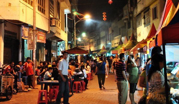 https://mdw-travel-data-us-east-1.s3.amazonaws.com/img/country/Indonesia/Chinatown-Semarang/img_03.jpg