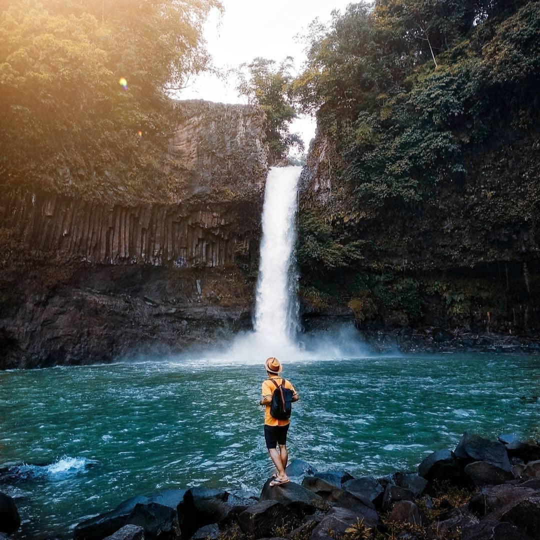 https://mdw-travel-data-us-east-1.s3.amazonaws.com/img/country/Indonesia/Curug-Indah-Pabelan/img_01.jpg