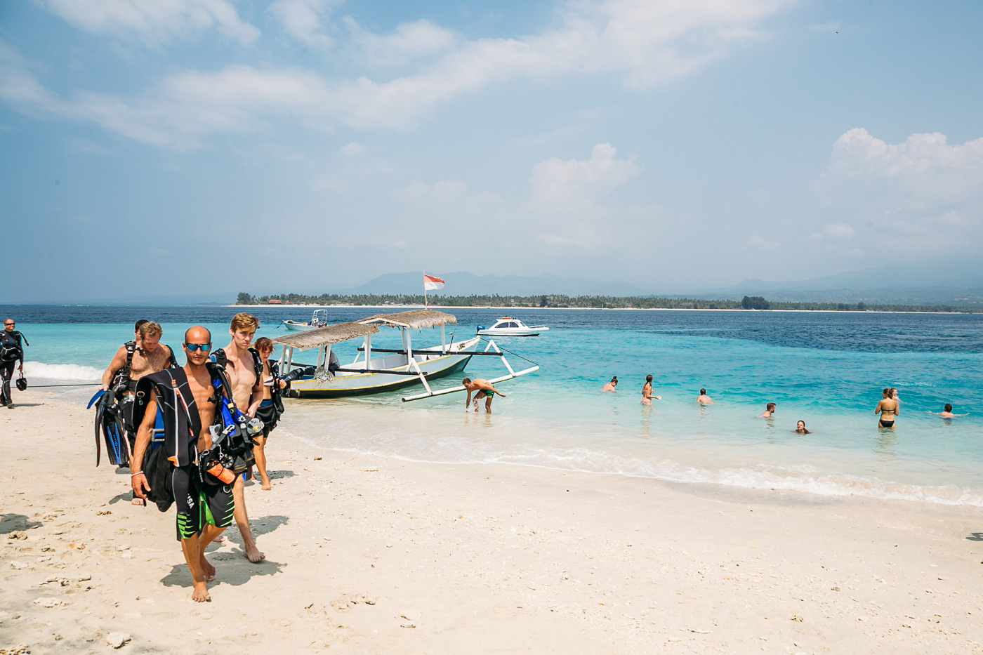 https://mdw-travel-data-us-east-1.s3.amazonaws.com/img/country/Indonesia/Gili-Air/img_03.jpg