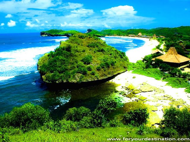 https://mdw-travel-data-us-east-1.s3.amazonaws.com/img/country/Indonesia/Gunung-Kidul-Beaches/img_00.jpg