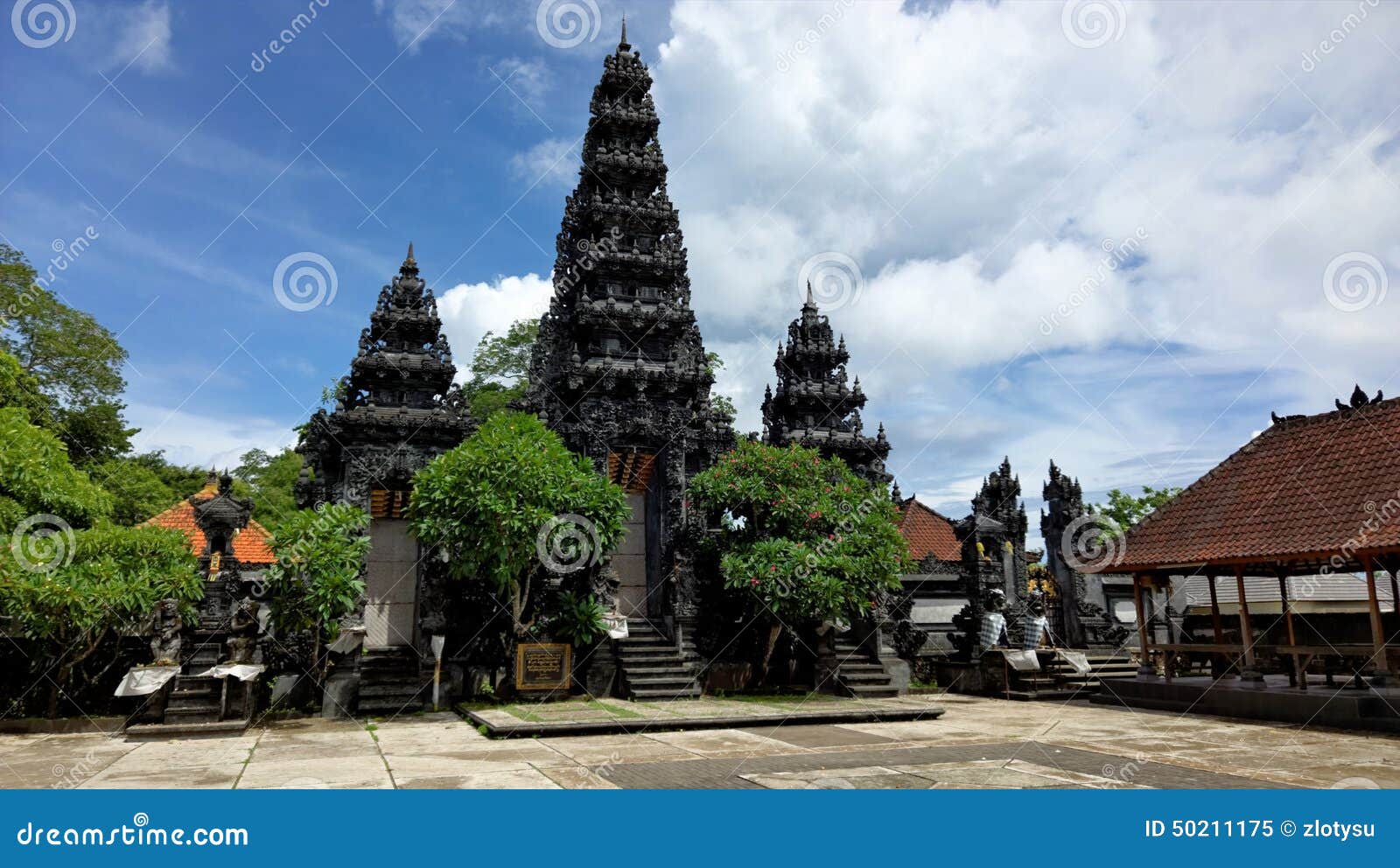 https://mdw-travel-data-us-east-1.s3.amazonaws.com/img/country/Indonesia/Hindu-Temple---Tenggarong/img_02.jpg