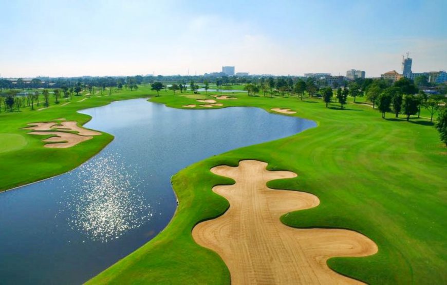 https://mdw-travel-data-us-east-1.s3.amazonaws.com/img/country/Indonesia/Indra-Valley-Golf/img_03.jpg