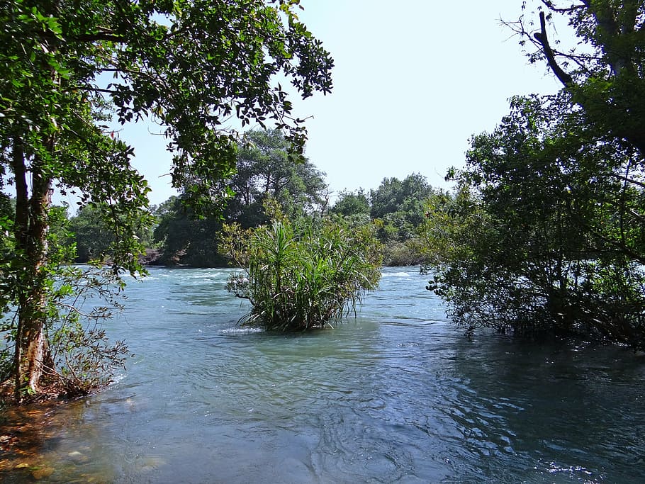 https://mdw-travel-data-us-east-1.s3.amazonaws.com/img/country/Indonesia/Kali-Water-Blum/img_02.jpg