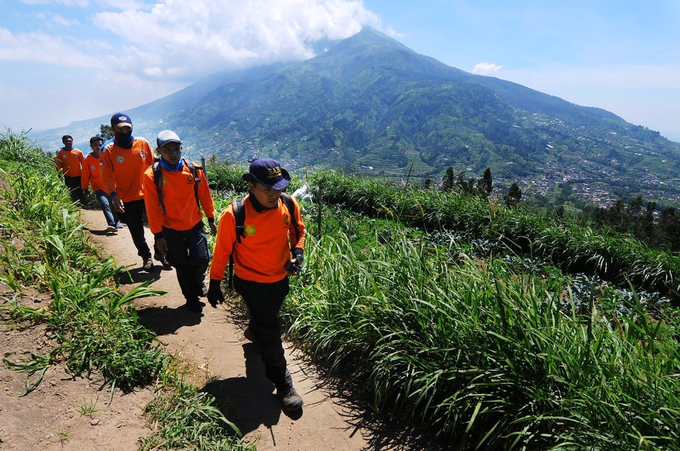 https://mdw-travel-data-us-east-1.s3.amazonaws.com/img/country/Indonesia/Kaliurang-Mount-Merapi/img_03.jpg