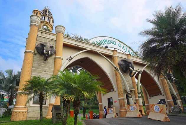 https://mdw-travel-data-us-east-1.s3.amazonaws.com/img/country/Indonesia/Kampung-Gajah-Wonderland/img_01.jpg