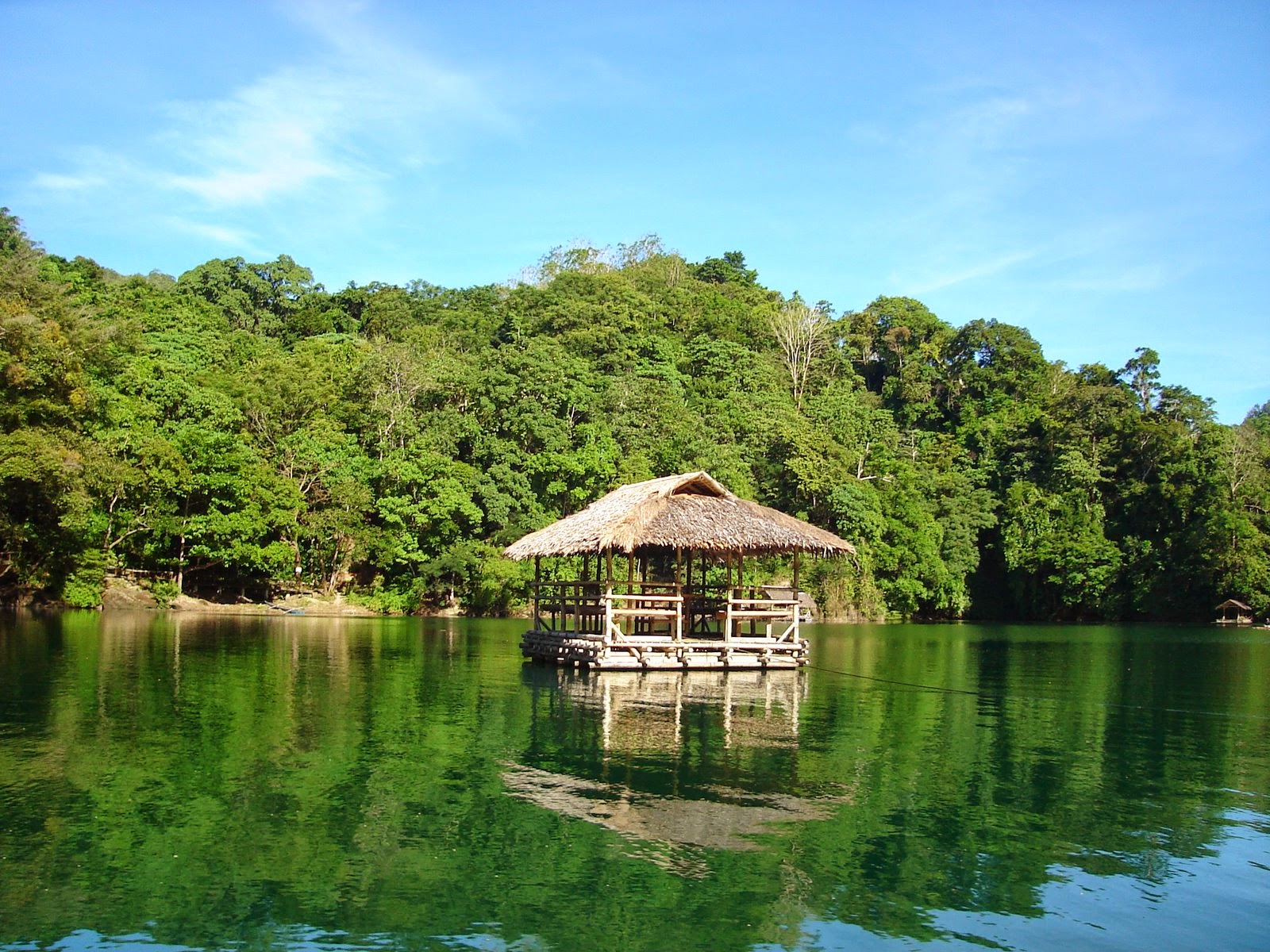 https://mdw-travel-data-us-east-1.s3.amazonaws.com/img/country/Indonesia/Mangrove-Ecotourism-Center/img_02.jpg