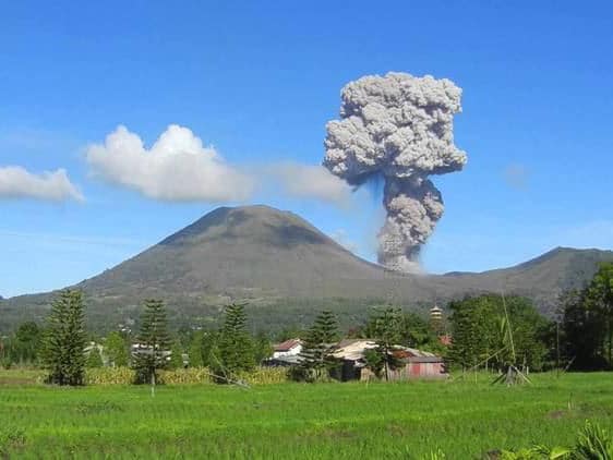 https://mdw-travel-data-us-east-1.s3.amazonaws.com/img/country/Indonesia/Minahasa-Highland/img_03.jpg