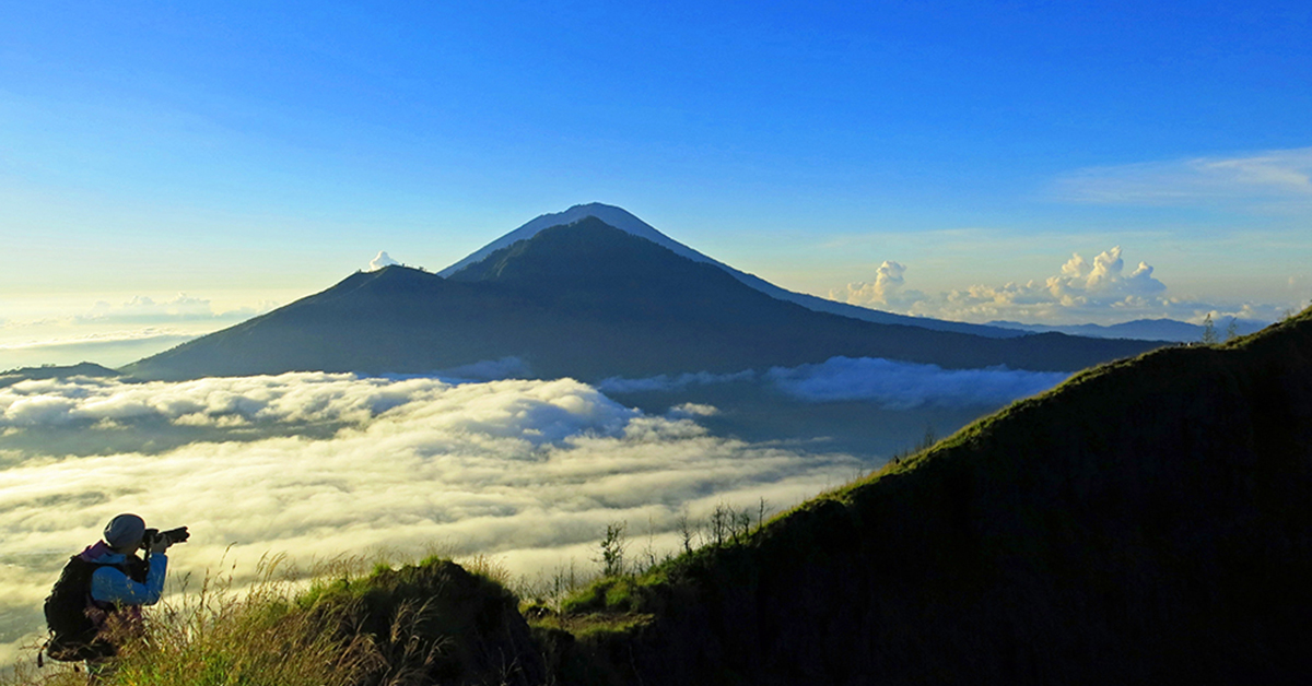 https://mdw-travel-data-us-east-1.s3.amazonaws.com/img/country/Indonesia/Mount-Batur/img_02.jpg