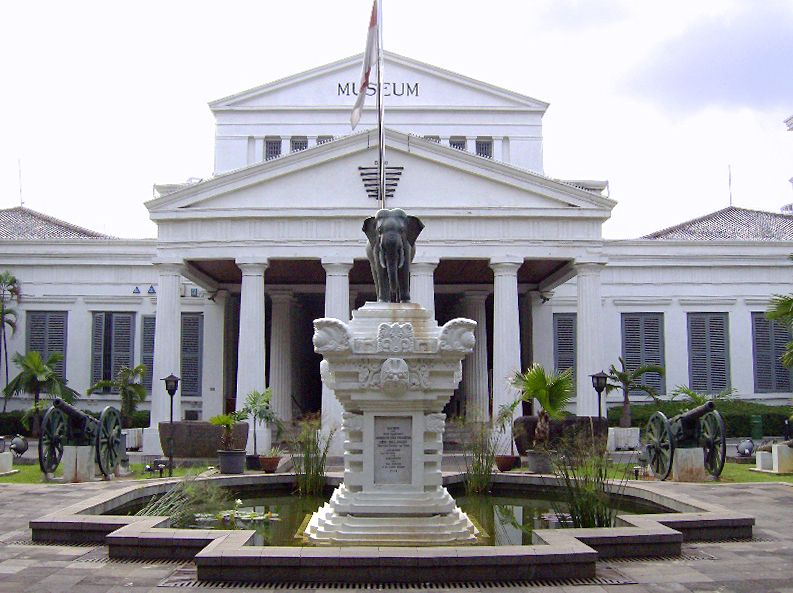 https://mdw-travel-data-us-east-1.s3.amazonaws.com/img/country/Indonesia/Museum-Pulau-Kemaro/img_03.jpg