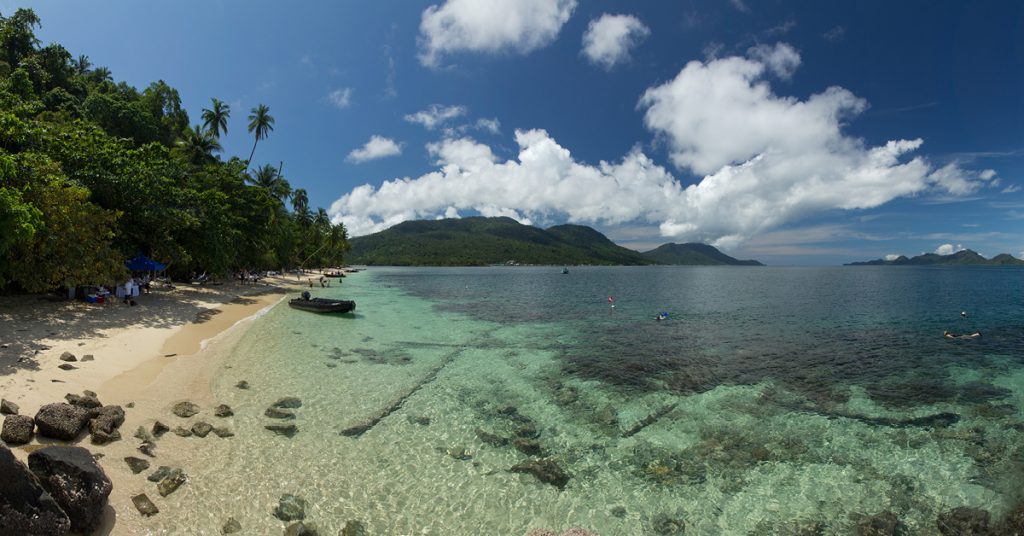 https://mdw-travel-data-us-east-1.s3.amazonaws.com/img/country/Indonesia/Natuna-Islands/img_03.jpg
