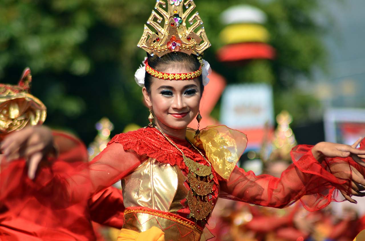 https://mdw-travel-data-us-east-1.s3.amazonaws.com/img/country/Indonesia/Padepokan-Seni-Budaya-Krakatau/img_02.jpg