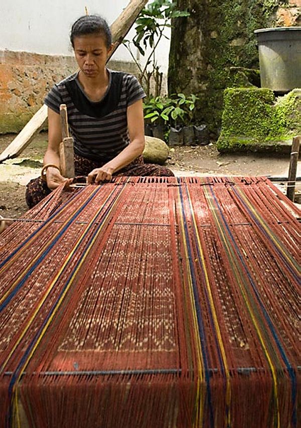https://mdw-travel-data-us-east-1.s3.amazonaws.com/img/country/Indonesia/Pusaka-Rakyat-Museum/img_03.jpg