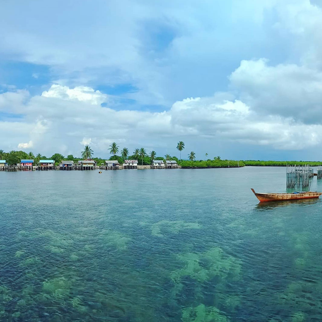 https://mdw-travel-data-us-east-1.s3.amazonaws.com/img/country/Indonesia/Riau-Islands/img_02.jpg